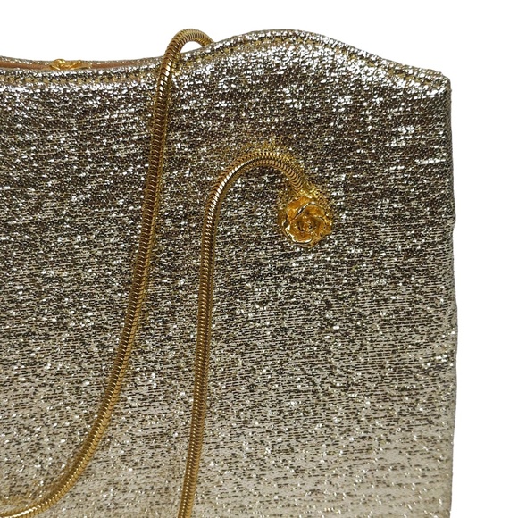 Vintage Gold Metallic Lamé Evening Handbag with Metal Rosette Clasp - Picture 5 of 14